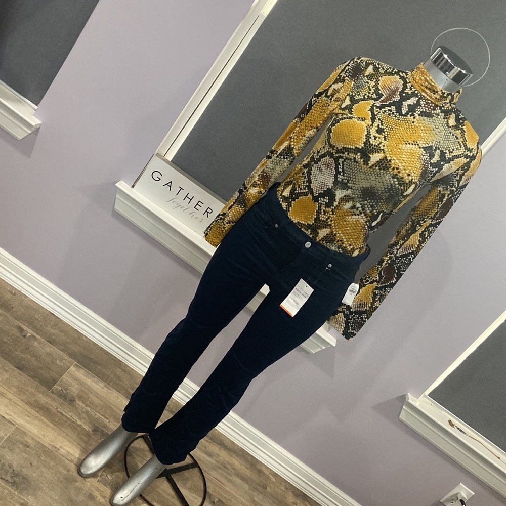 Long sleeves blouse